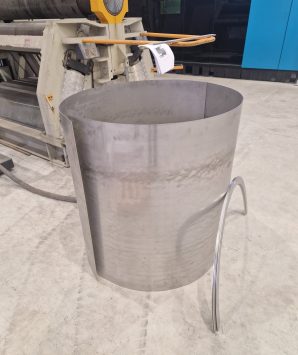 Pièce conique en inox, roulée